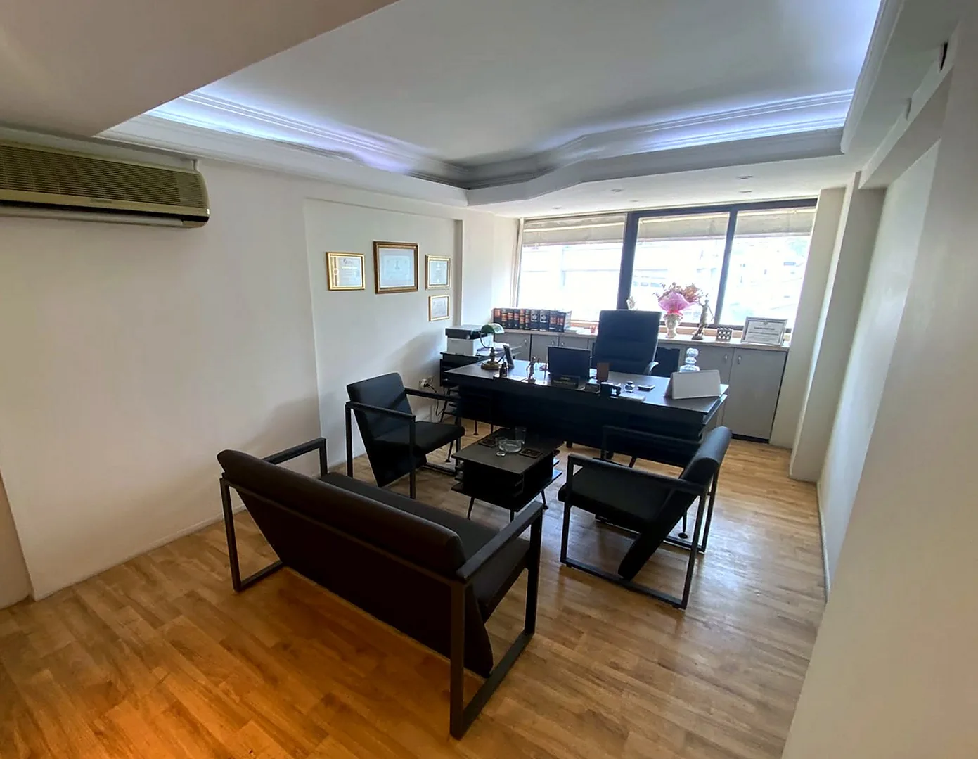 Büro çalışma odası
